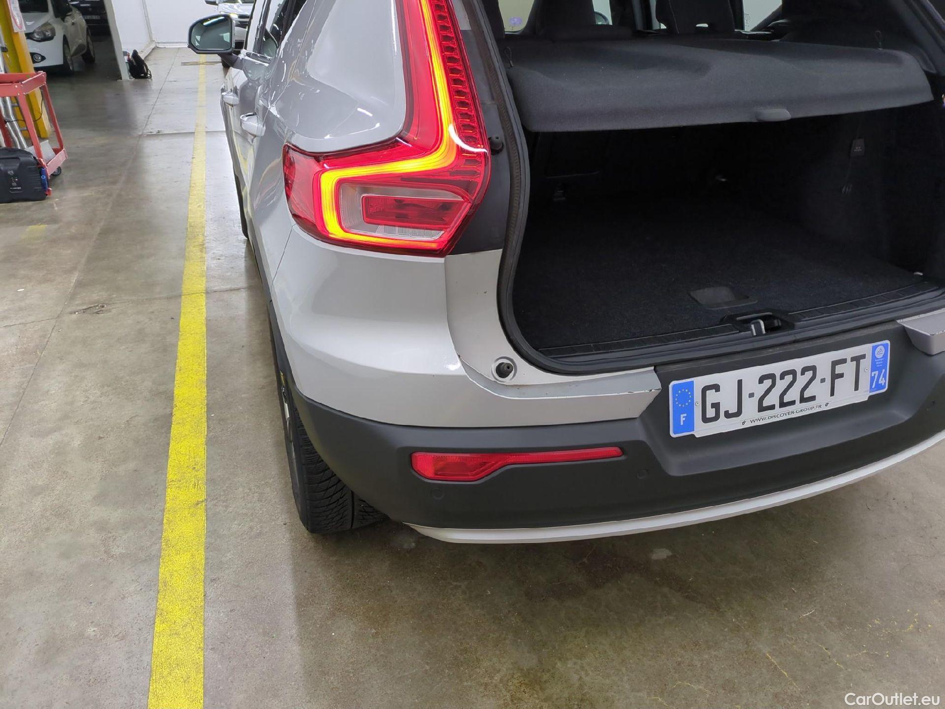  Volvo  XC 40 VOLVO XC40 / 2022 / 5P / SUV Recharge T4 211 DCT7 Start #32