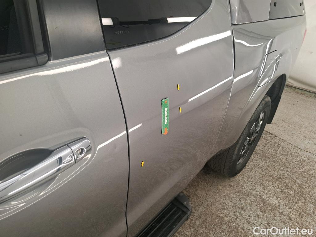  Nissan  Navara NISSAN  / 2015 / 4P / Pick-up King-Cab 2.3 dCi 160 N-CONNECTA #10