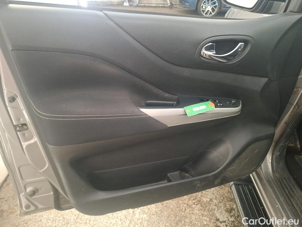  Nissan  Navara NISSAN  / 2015 / 4P / Pick-up King-Cab 2.3 dCi 160 N-CONNECTA #25