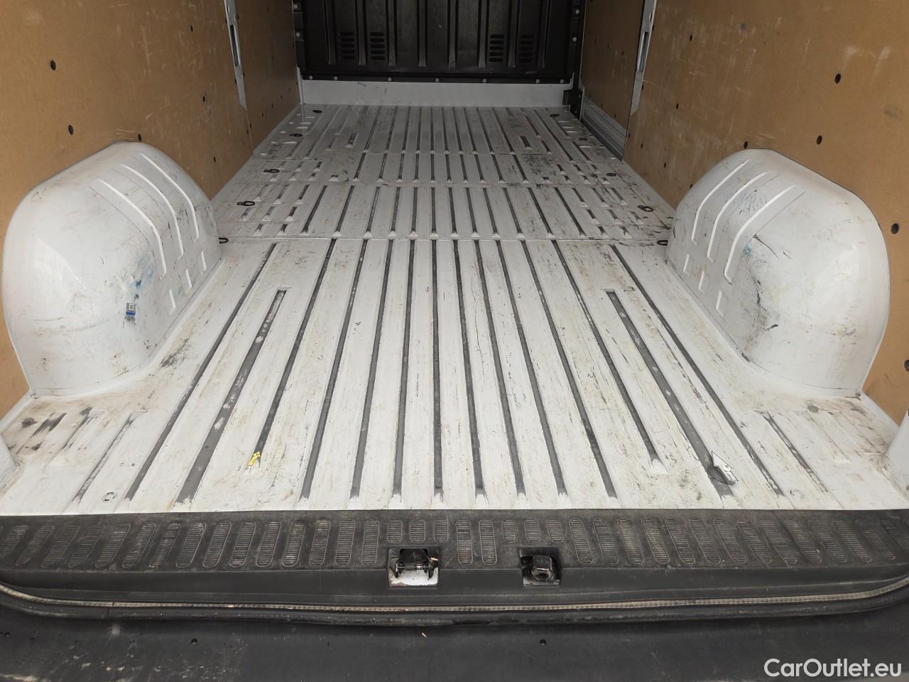  Renault  Master 2.3 Blue dCi 135CP Tractiune L3H2 #39