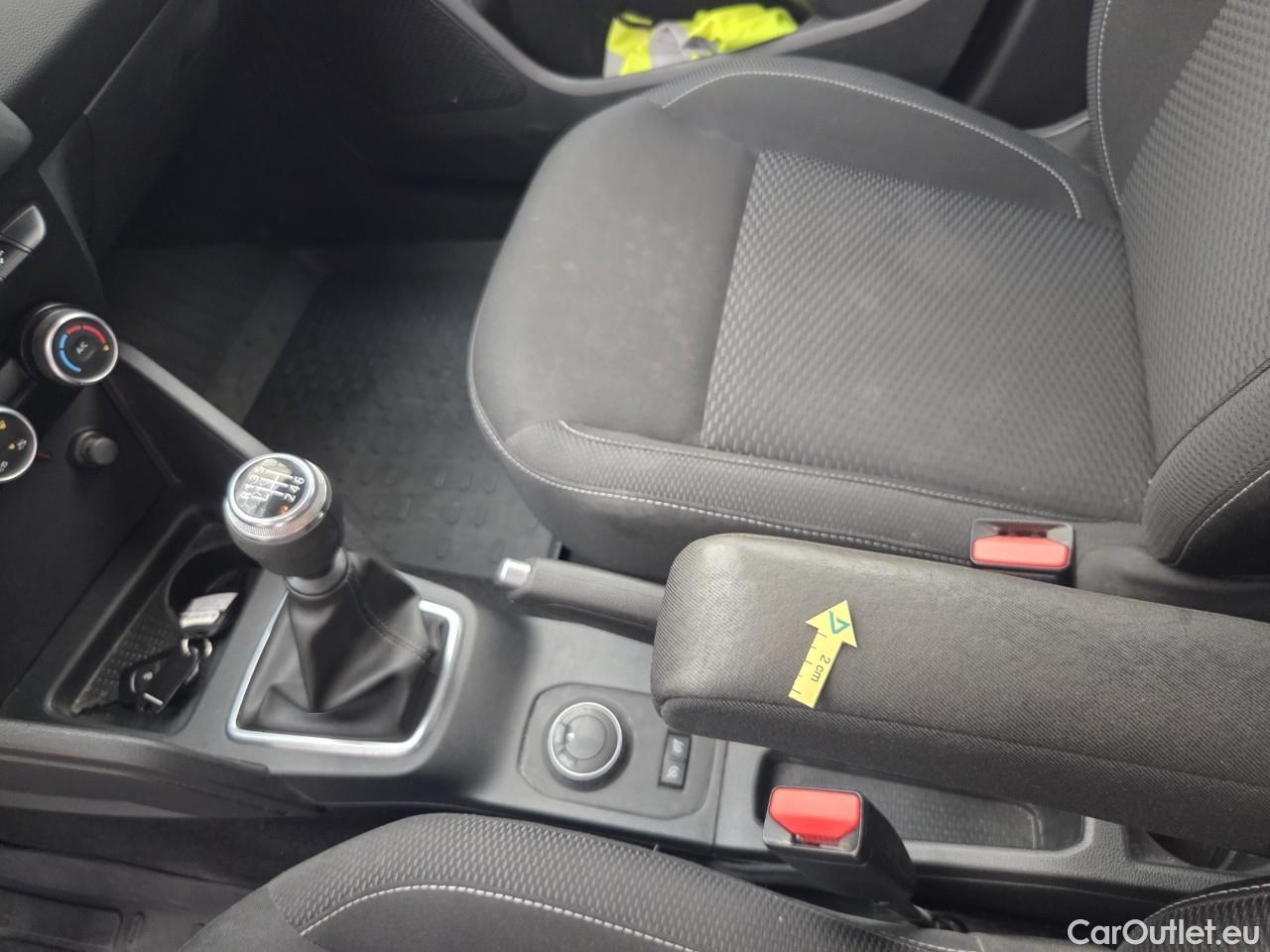  Dacia  Duster 1.5 Blue dCi 115CP Comfort 4WD #53