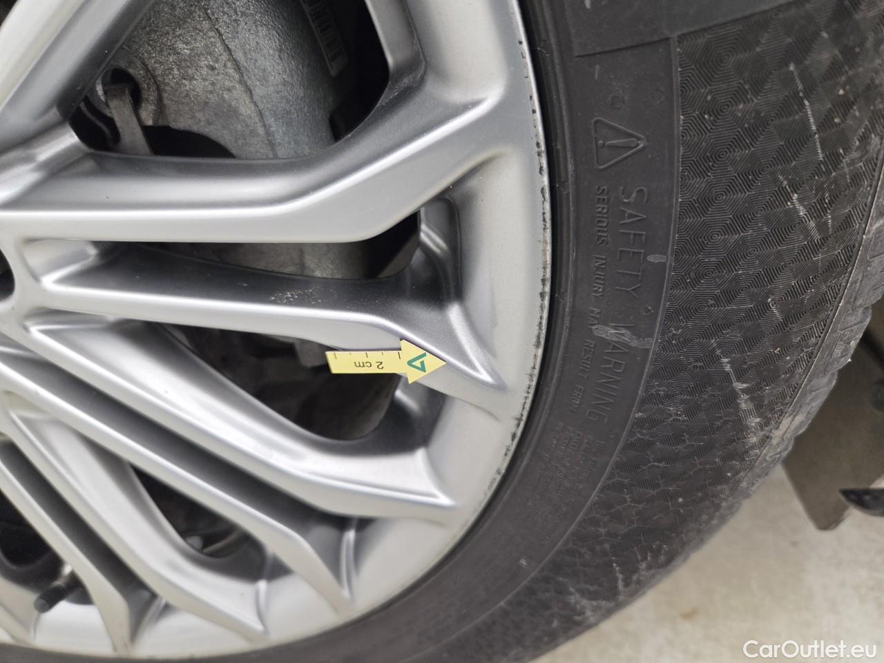  Ford  Mondeo 2.0 Hybrid Titanium ECVT #19