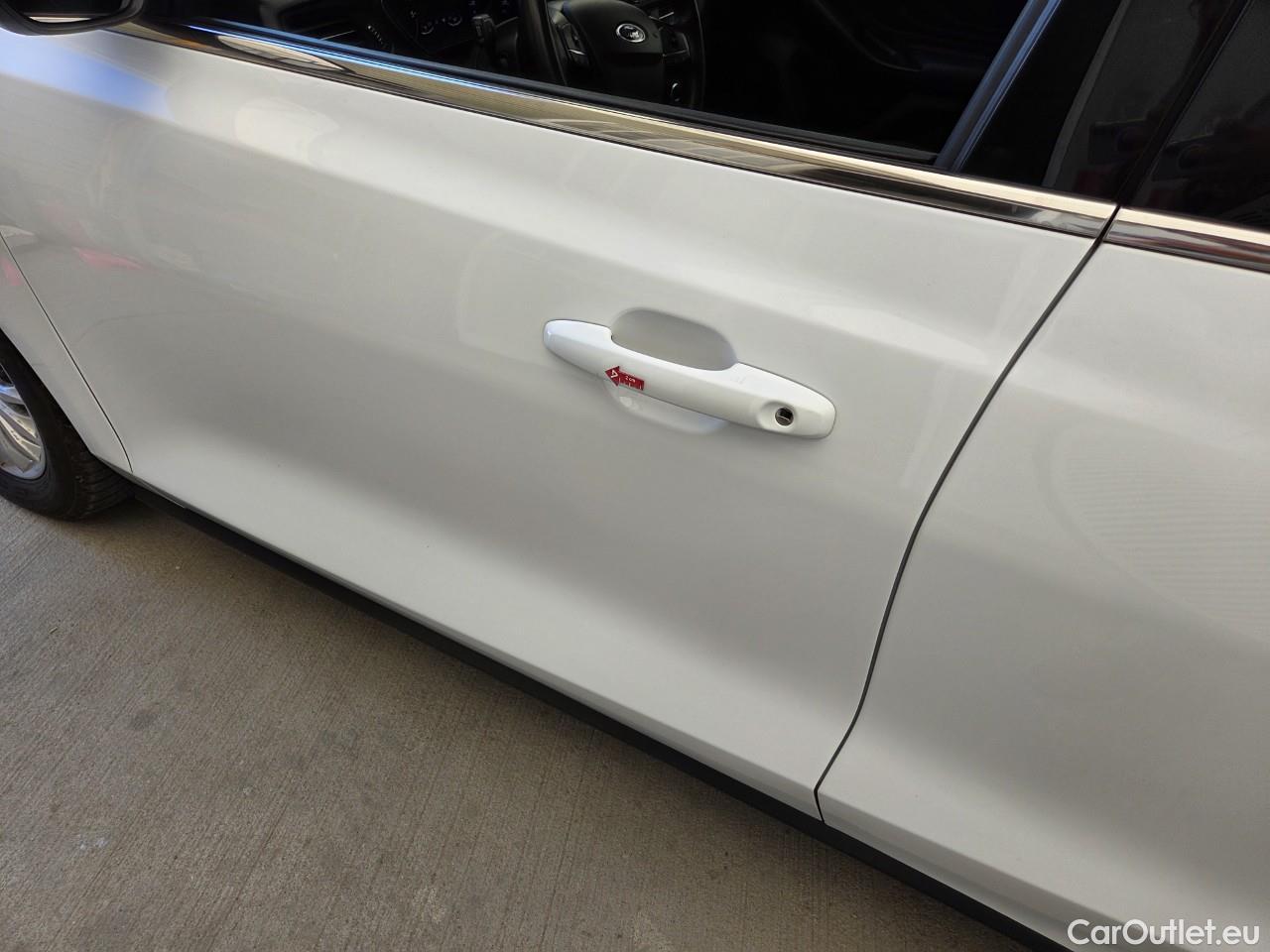  Ford  Focus 1.5 EcoBlue 120CP Titanium #2