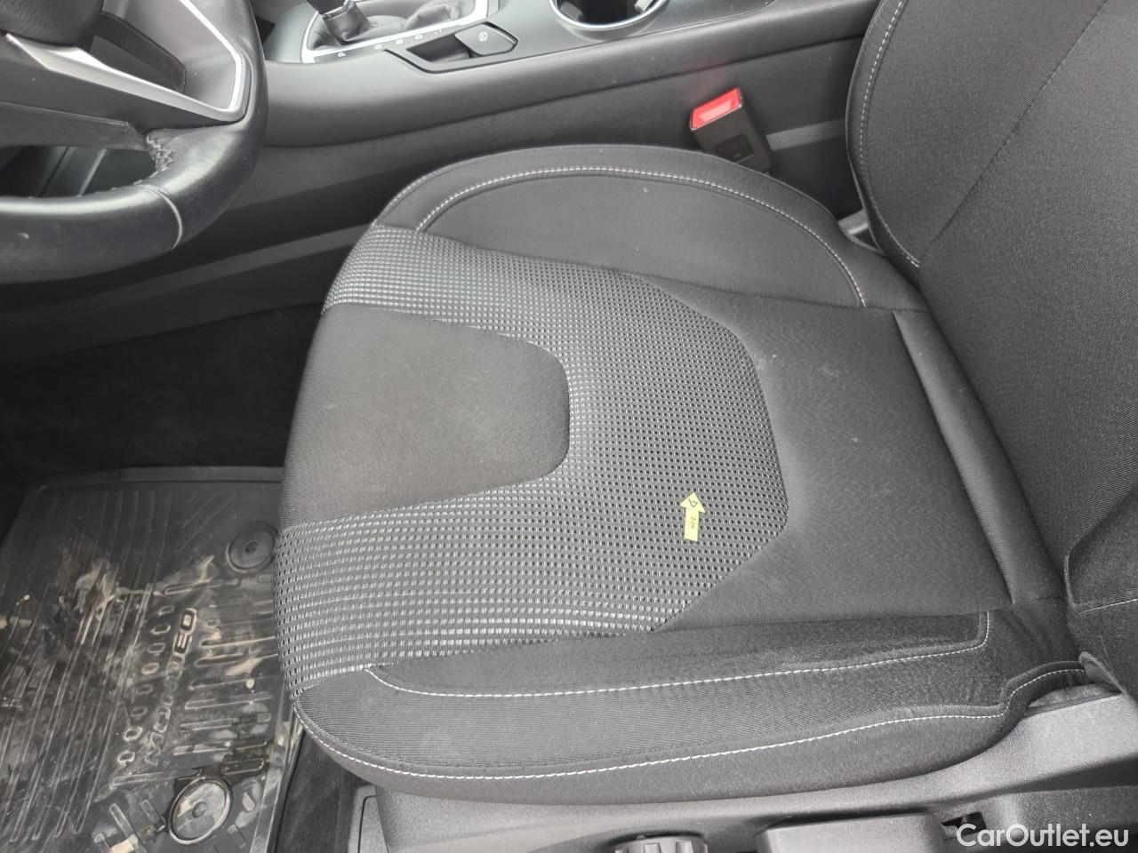  Ford  Mondeo 2.0 Hybrid Titanium ECVT #39