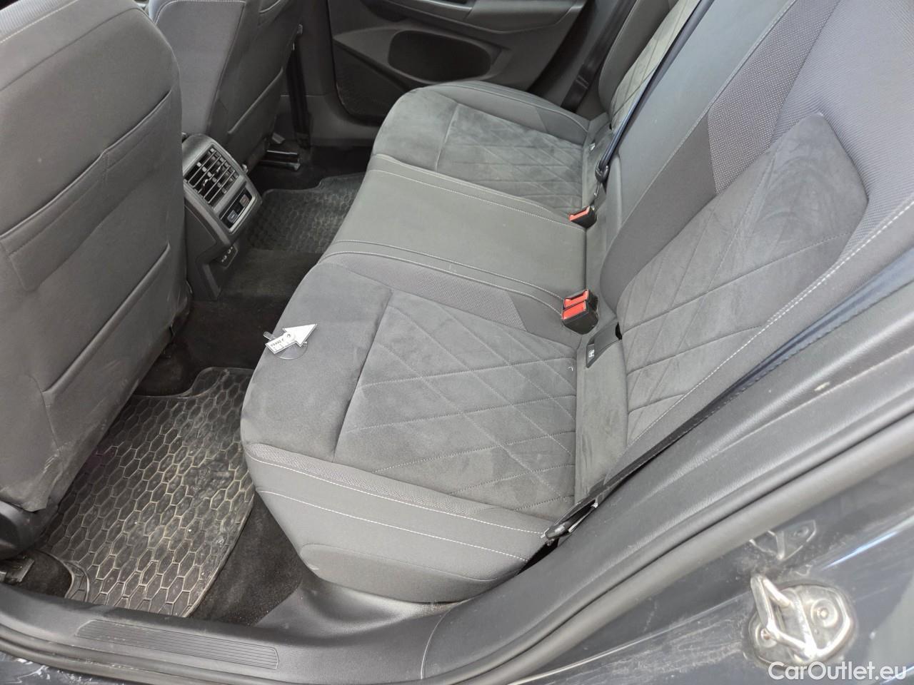  Volkswagen  Golf  2.0 TDI 150HP DSG Style Variant #59