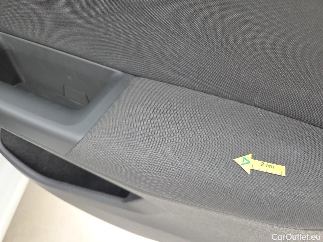 Volkswagen  Golf  Life 2.0 TDI #56