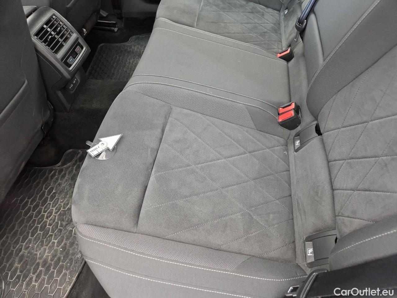  Volkswagen  Golf  2.0 TDI 150HP DSG Style Variant #60