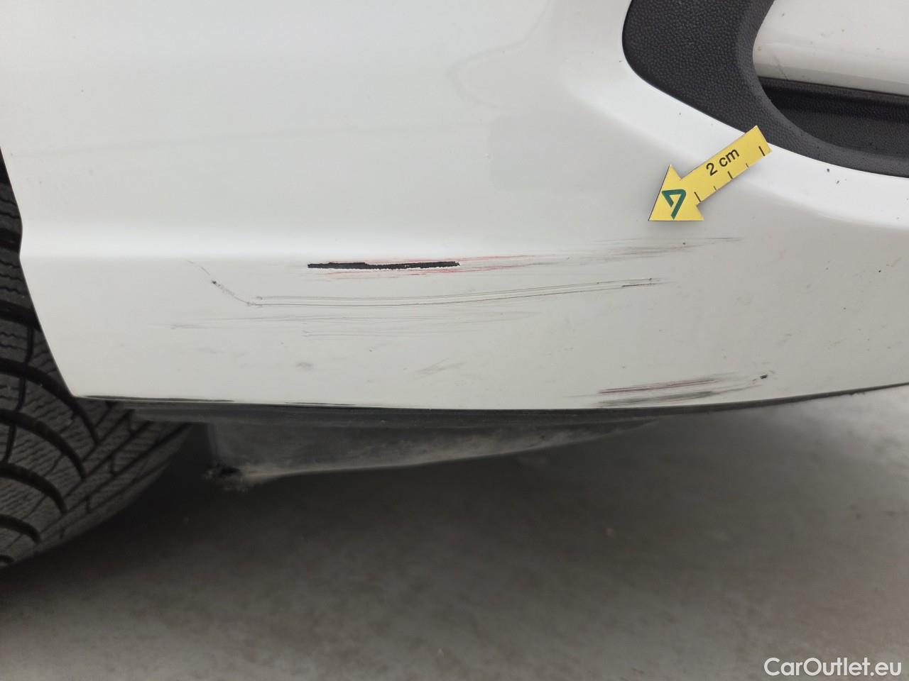  Volkswagen  Golf  Life 2.0 TDI #8