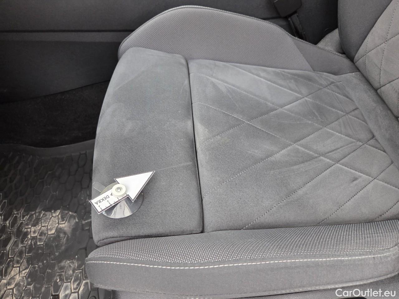  Volkswagen  Golf  2.0 TDI 150HP DSG Style Variant #53
