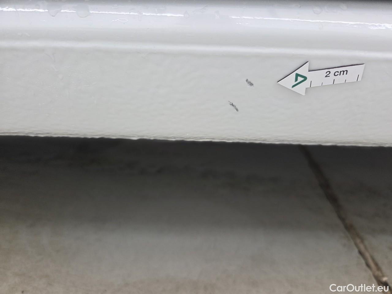  Volkswagen  Golf  Life 1.5 eTSI ACT DSG mild-Hybrid #2