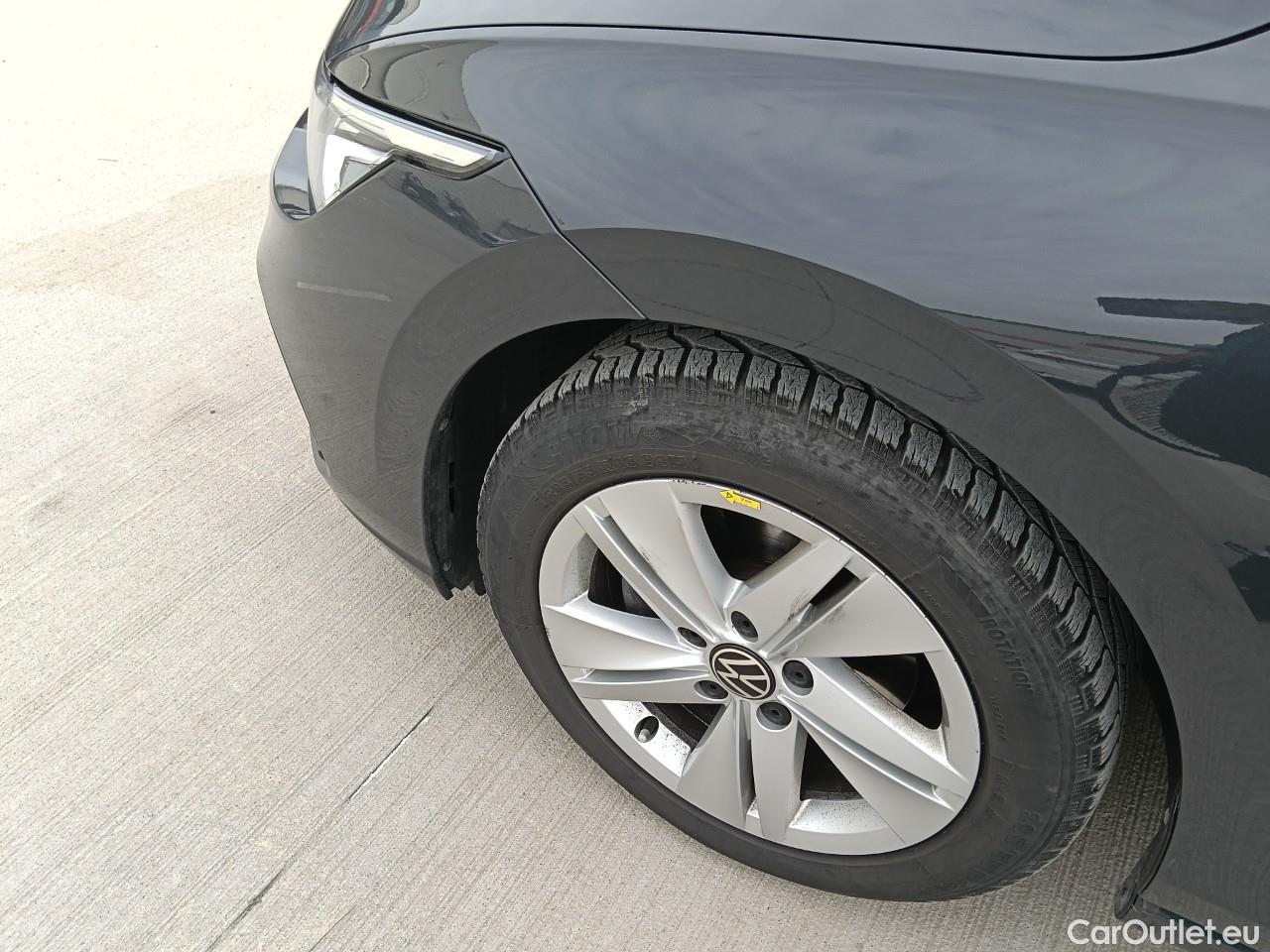  Volkswagen  Golf  Life 1.0 TSI #6