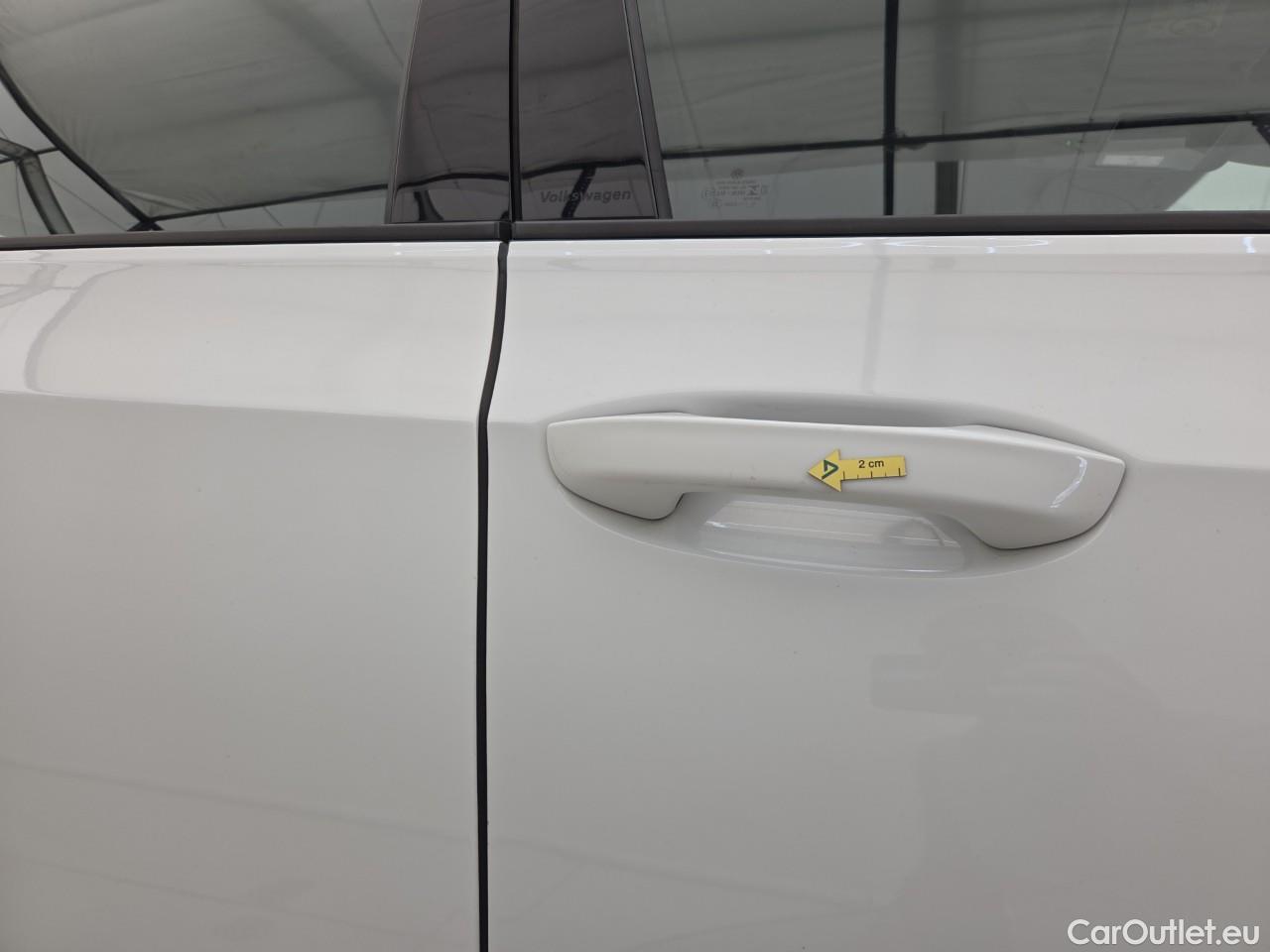  Volkswagen  Golf  Life 2.0 TDI #27