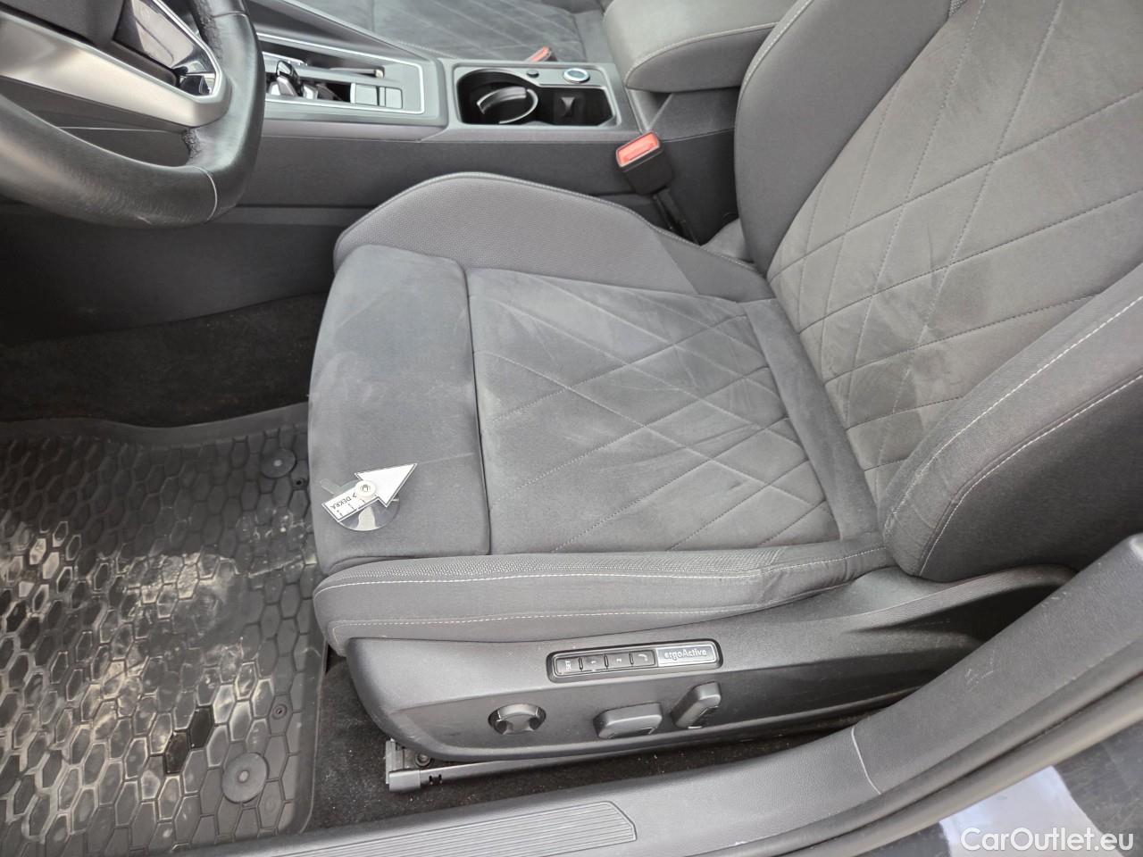  Volkswagen  Golf  2.0 TDI 150HP DSG Style Variant #54
