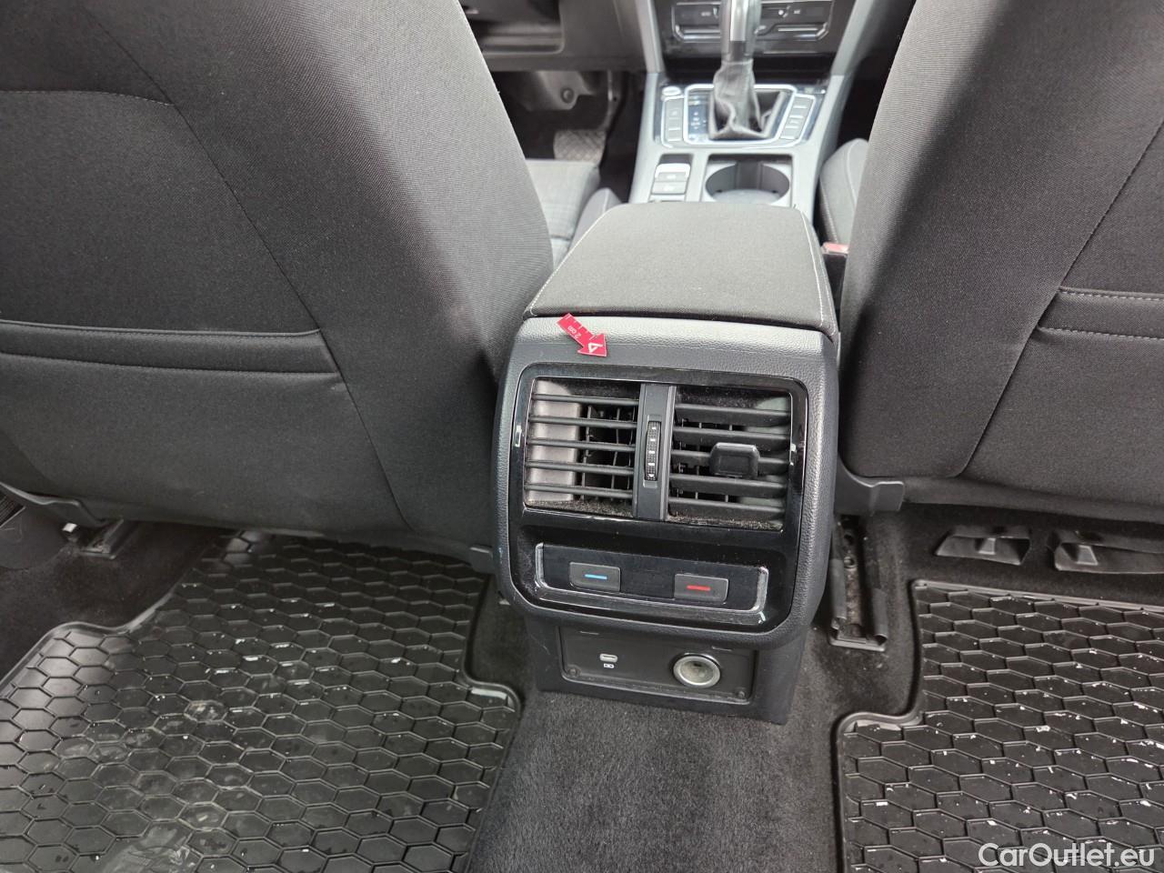  Volkswagen  Passat Comfortline 2.0 TDI DSG 150 CP #72