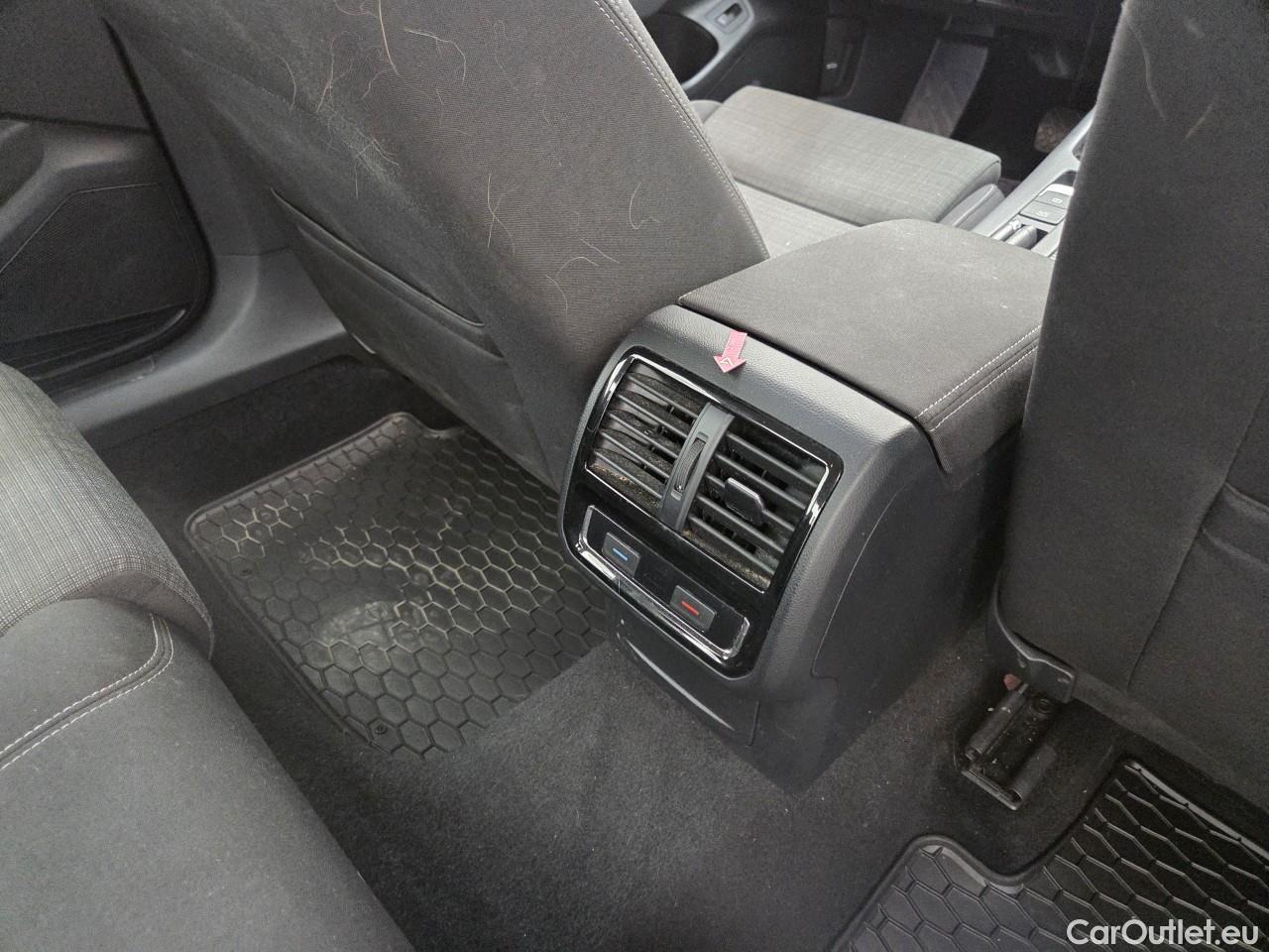  Volkswagen  Passat Comfortline 2.0 TDI DSG 150 CP #74