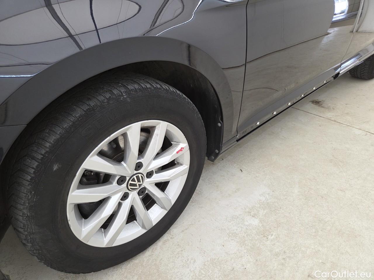  Volkswagen  Passat Comfortline 2.0 TDI DSG 150 CP #10