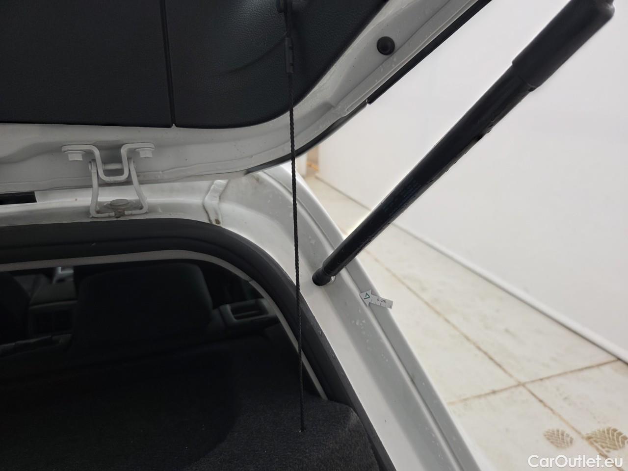  Volkswagen  Golf  Life 1.5 eTSI ACT DSG mild-Hybrid #11