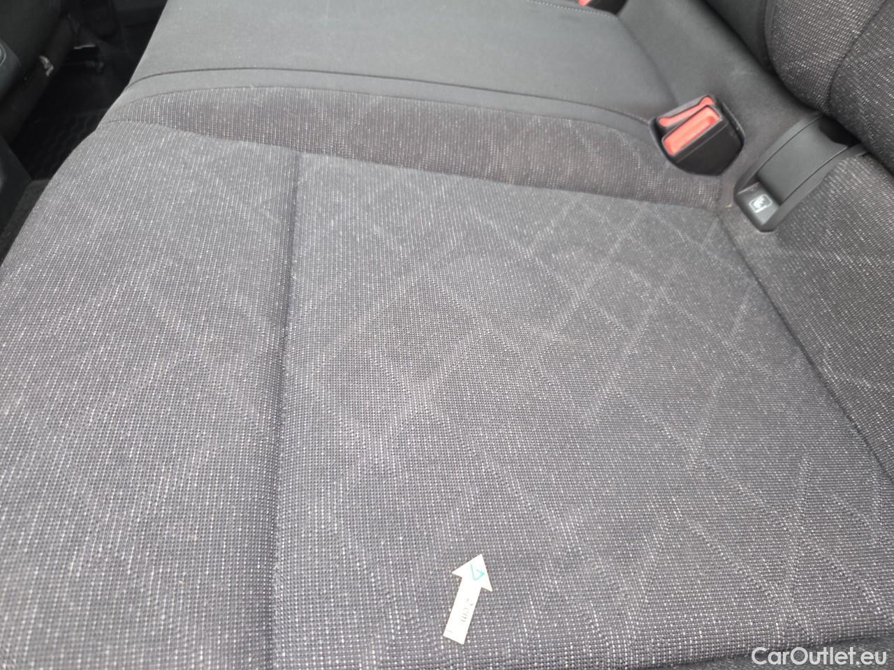  Volkswagen  Golf  Life 2.0 TDI #49