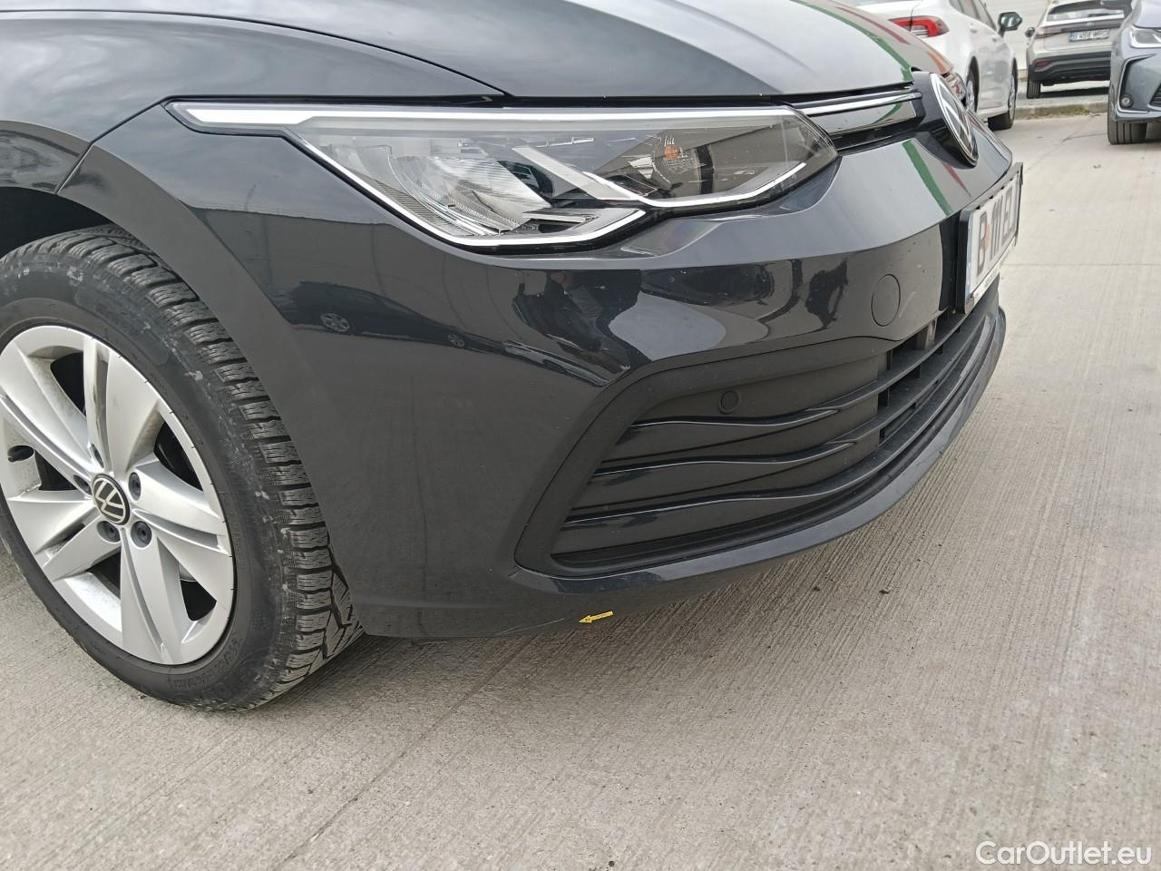  Volkswagen  Golf  Life 1.0 TSI #8