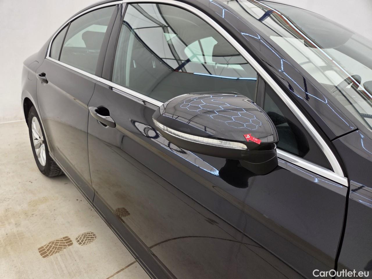  Volkswagen  Passat Comfortline 2.0 TDI DSG 150 CP #31