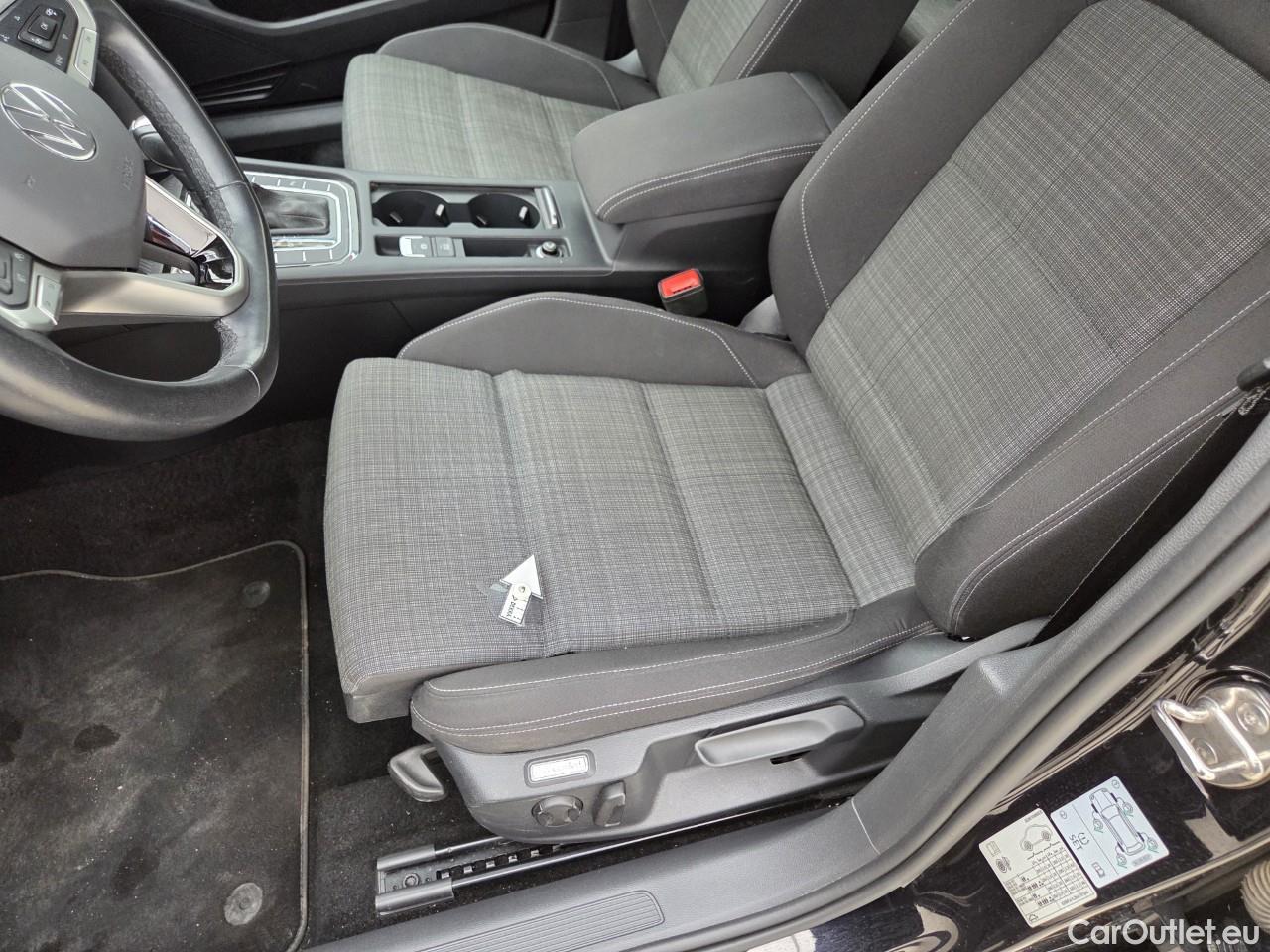  Volkswagen  Passat Comfortline 2.0 TDI DSG 150 CP #40