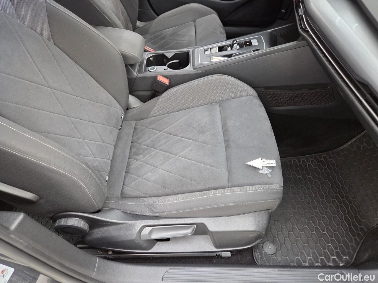  Volkswagen  Golf  2.0 TDI 150HP DSG Style Variant #58
