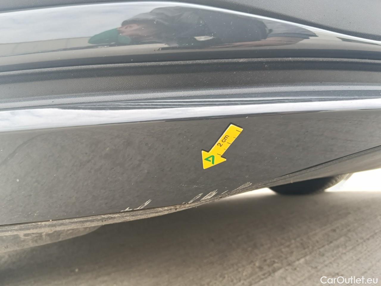 Volkswagen  Golf  Life 1.0 TSI #7