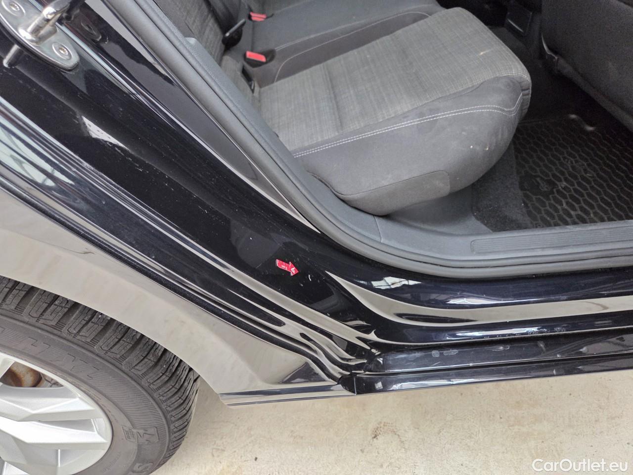  Volkswagen  Passat Comfortline 2.0 TDI DSG 150 CP #31