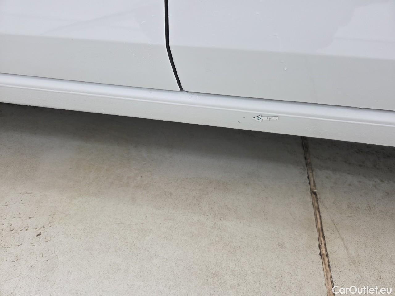  Volkswagen  Golf  Life 1.5 eTSI ACT DSG mild-Hybrid #1