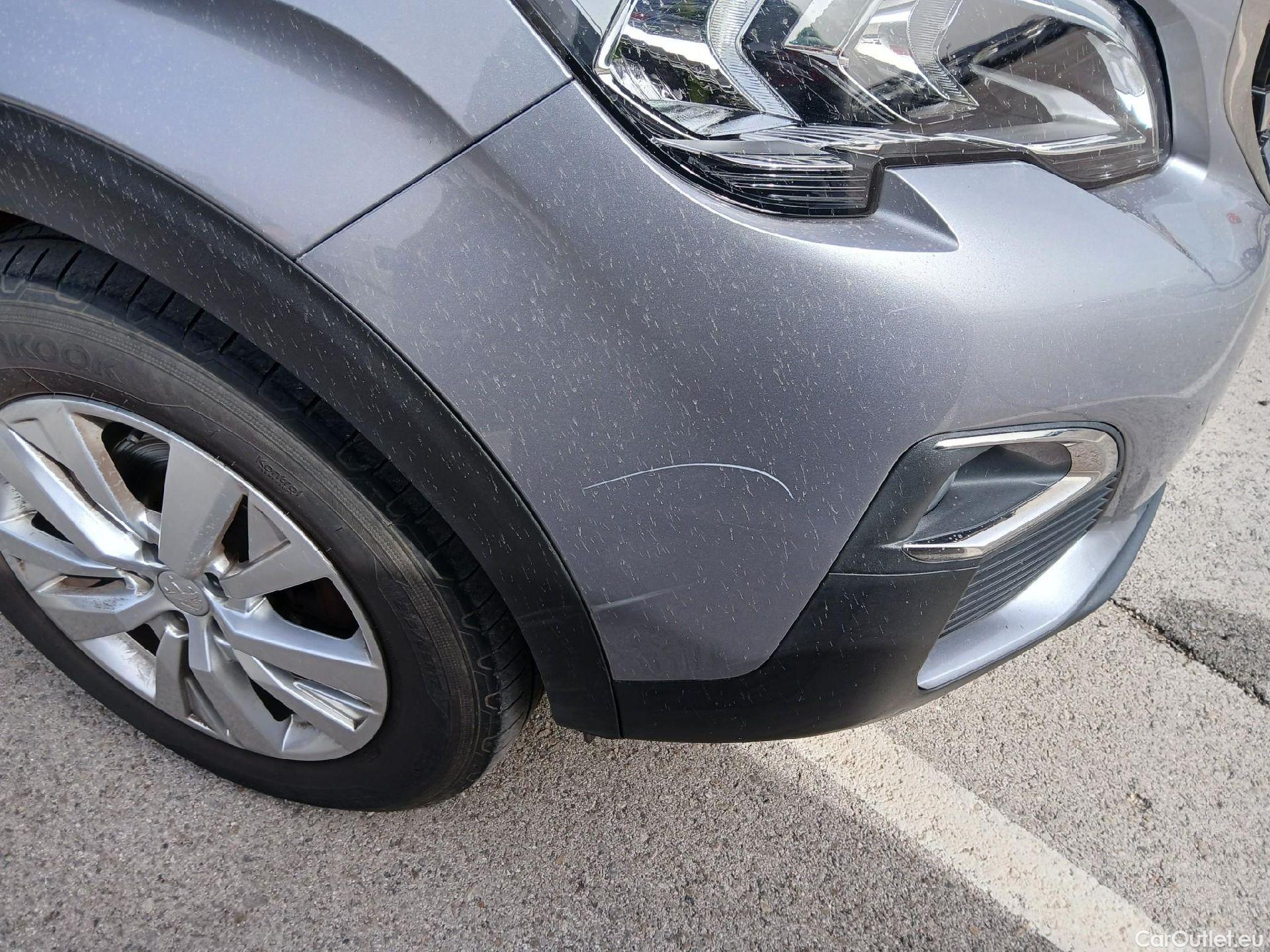  Peugeot  3008 PEUGEOT  / 2016 / 5P / todoterreno 1.5 BlueHDi 96kW (130CV) S&S Active EAT8 #10