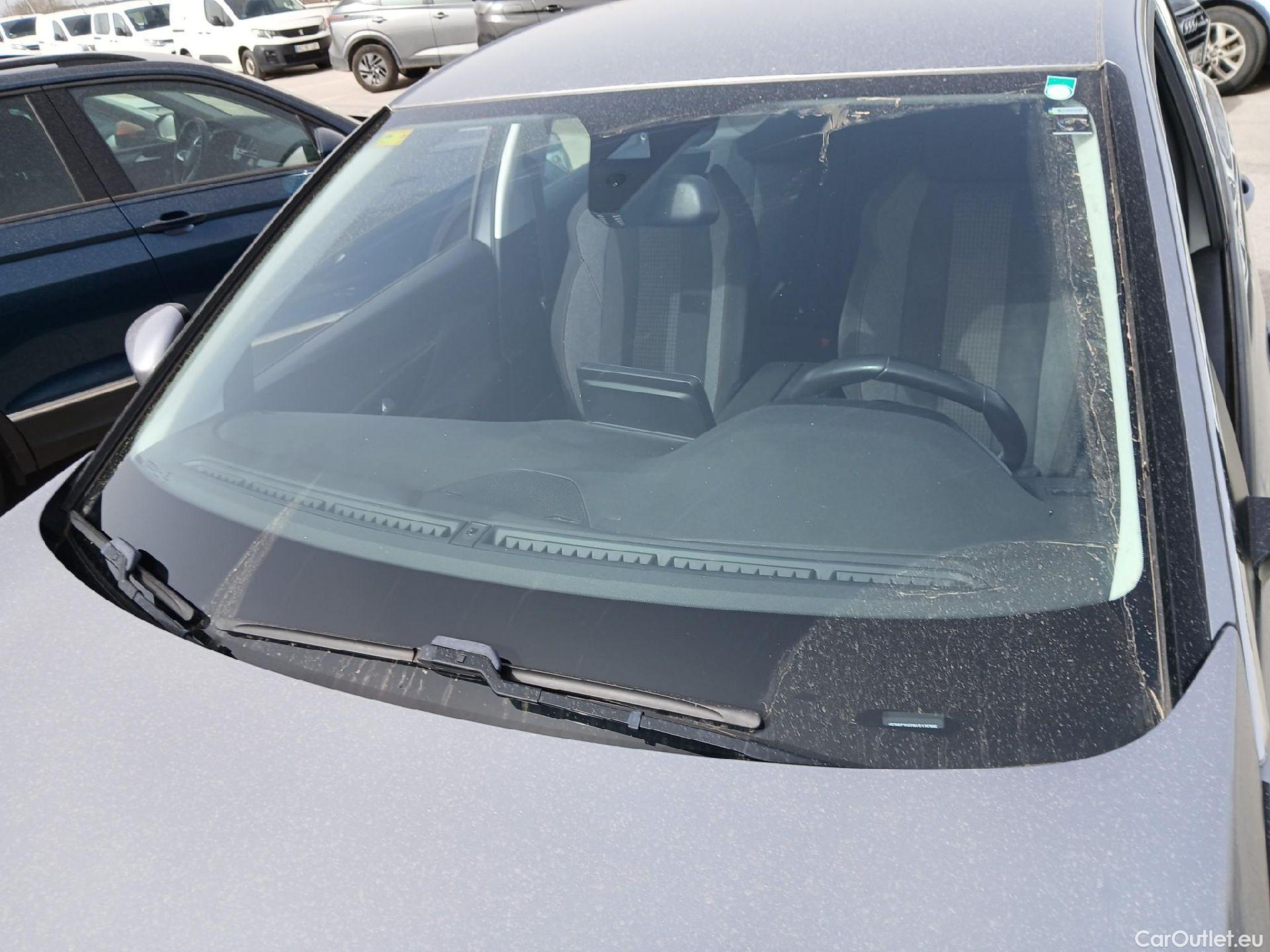  Peugeot  3008 PEUGEOT  / 2016 / 5P / todoterreno 1.5 BlueHDi 96kW (130CV) S&S Active EAT8 #14