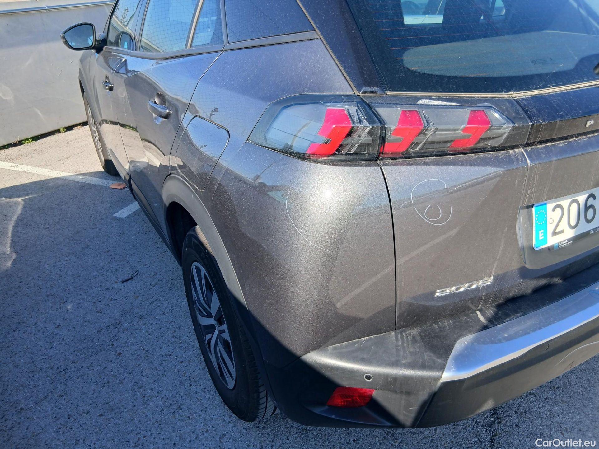  Peugeot  2008 PEUGEOT  / 2019 / 5P / todoterreno Active BlueHDI 81kW (110CV) #19