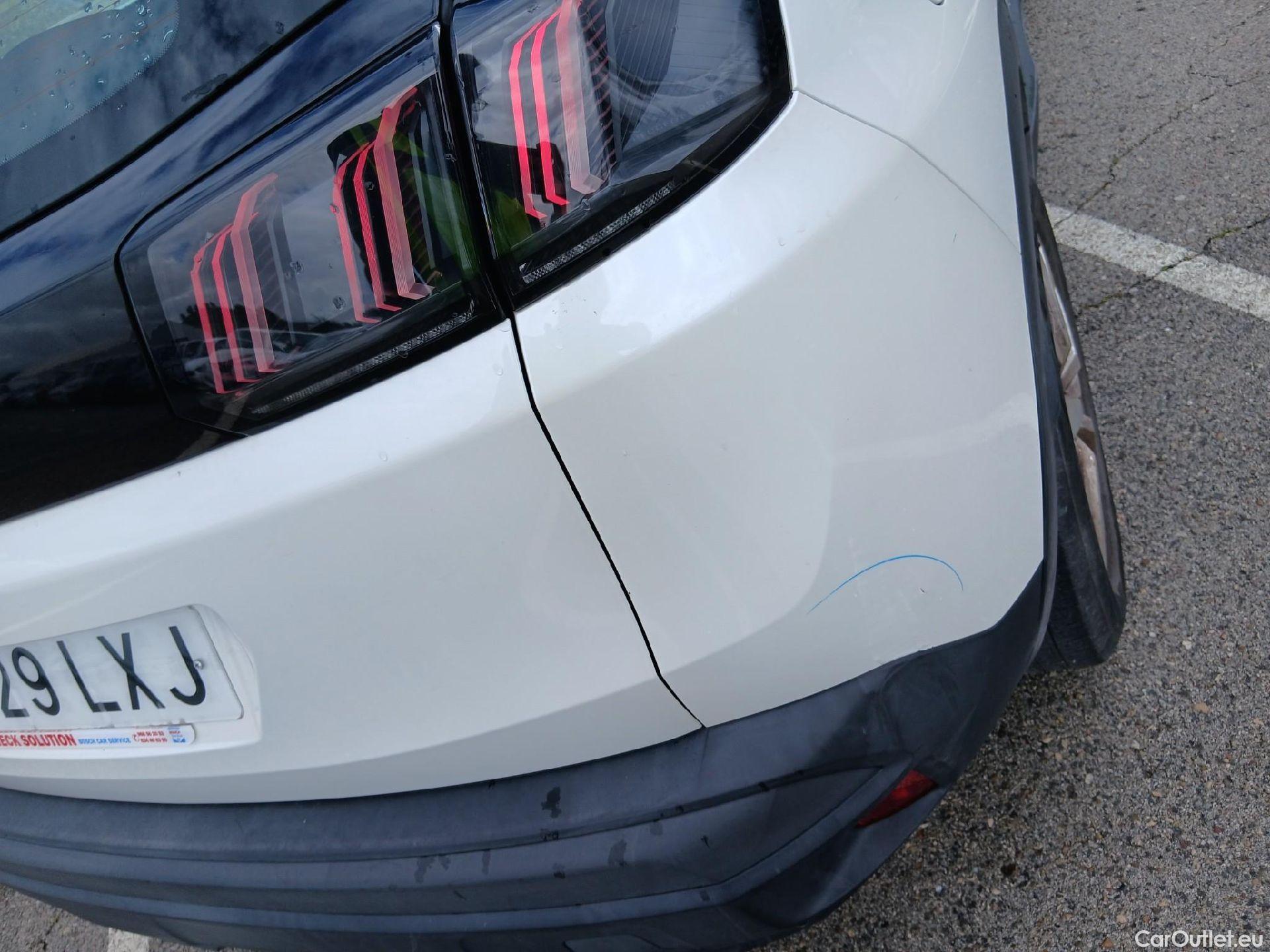  Peugeot  3008 PEUGEOT  1.5 BlueHDi 130 CV #23