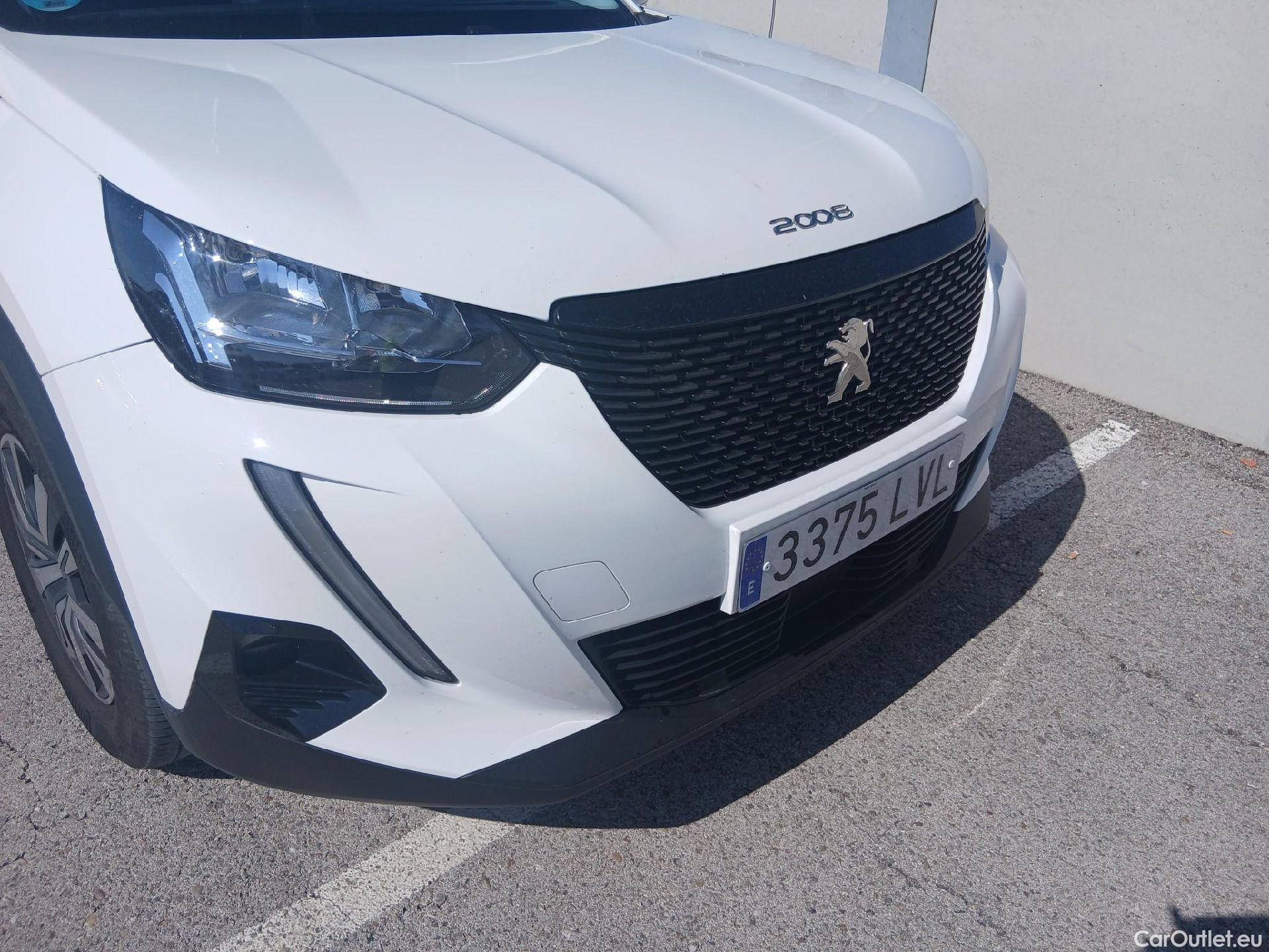  Peugeot  2008 PEUGEOT  / 2019 / 5P / todoterreno Active BlueHDI 81kW (110CV) #7