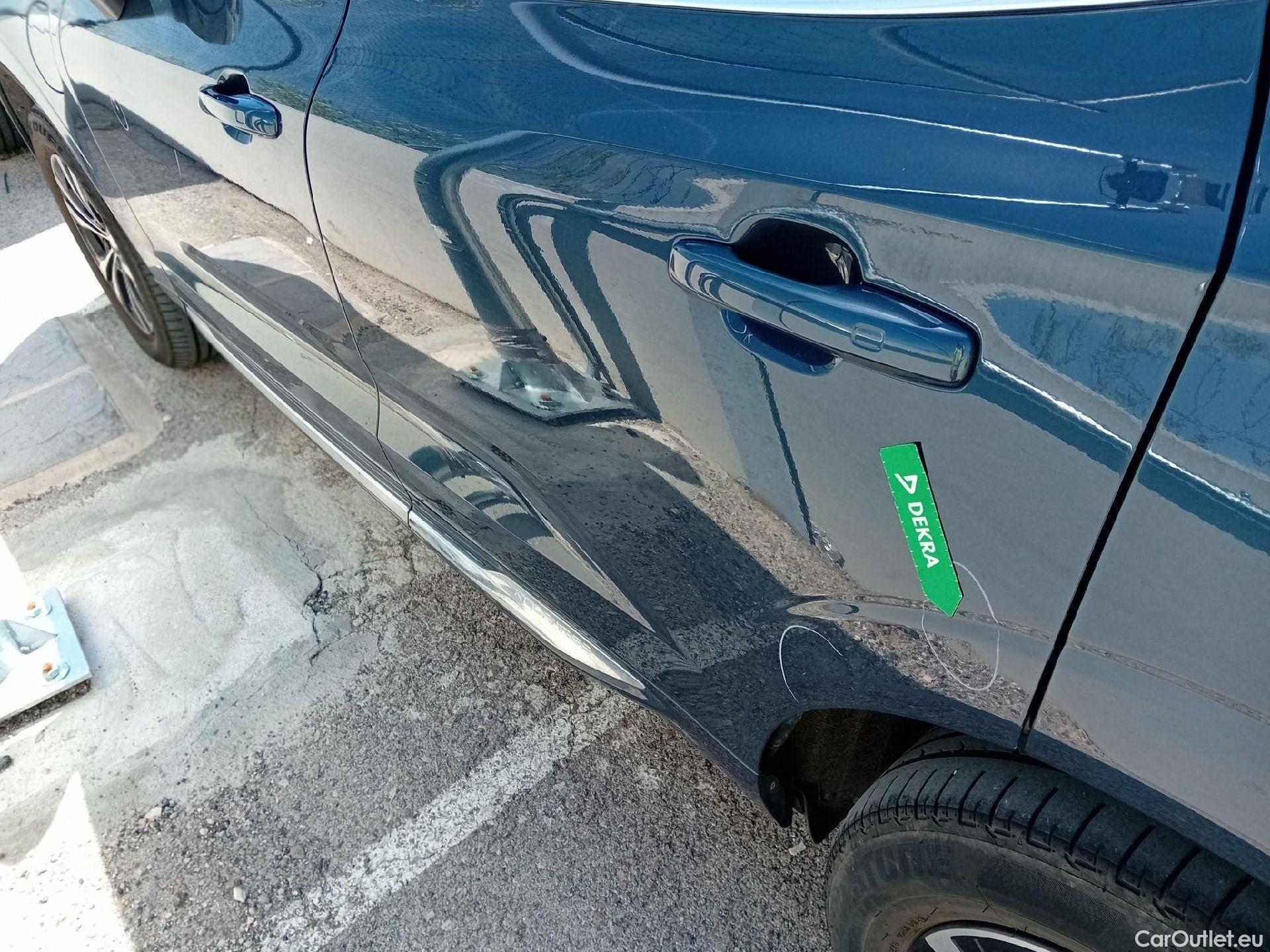  Volvo  XC60 VOLVO  / 2017 / 5P / todoterreno 2.0 T6 AWD Recharge Inscription Exp Auto #16