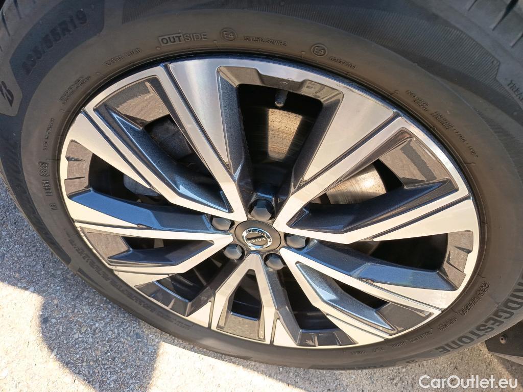  Volvo  XC60 VOLVO  / 2017 / 5P / todoterreno 2.0 T6 AWD Recharge Inscription Auto #3