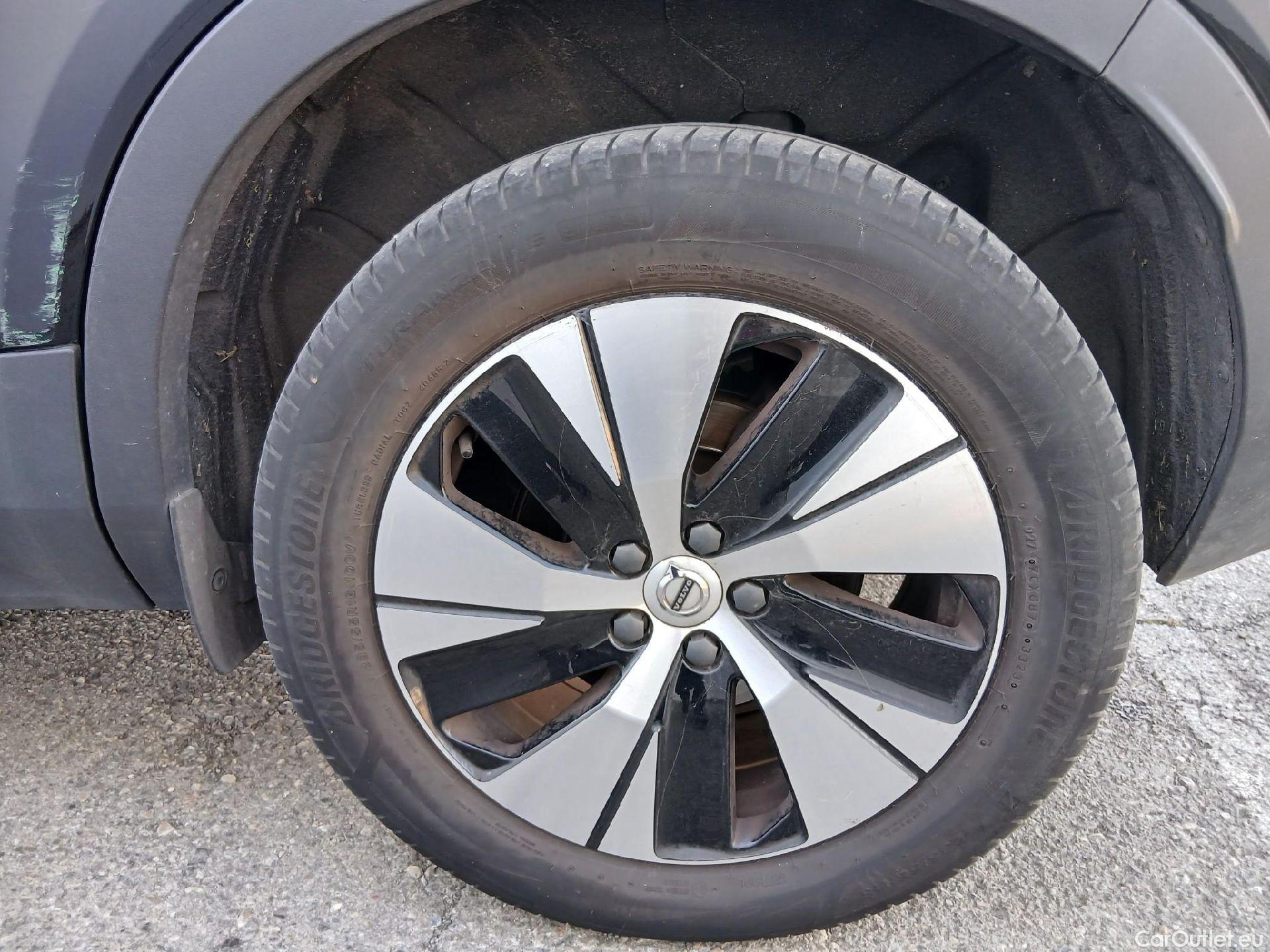  Volvo  XC 40 VOLVO XC40 / 2017 / 5P / todoterreno 1.5 T4 Twin Recharge Inscription Ex Auto #17
