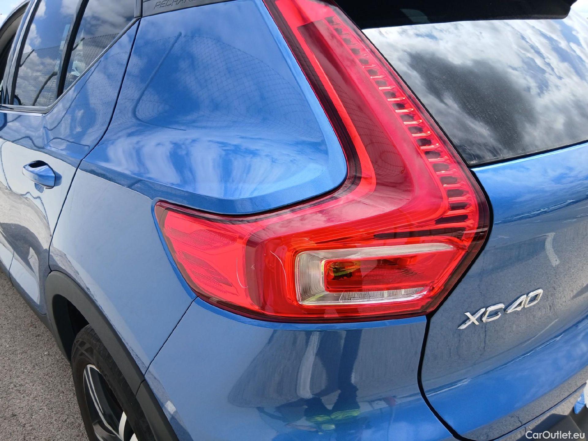 Volvo  XC 40 VOLVO XC40 1.5 T5 Twin Recharge R-Design Auto 180 CV #22