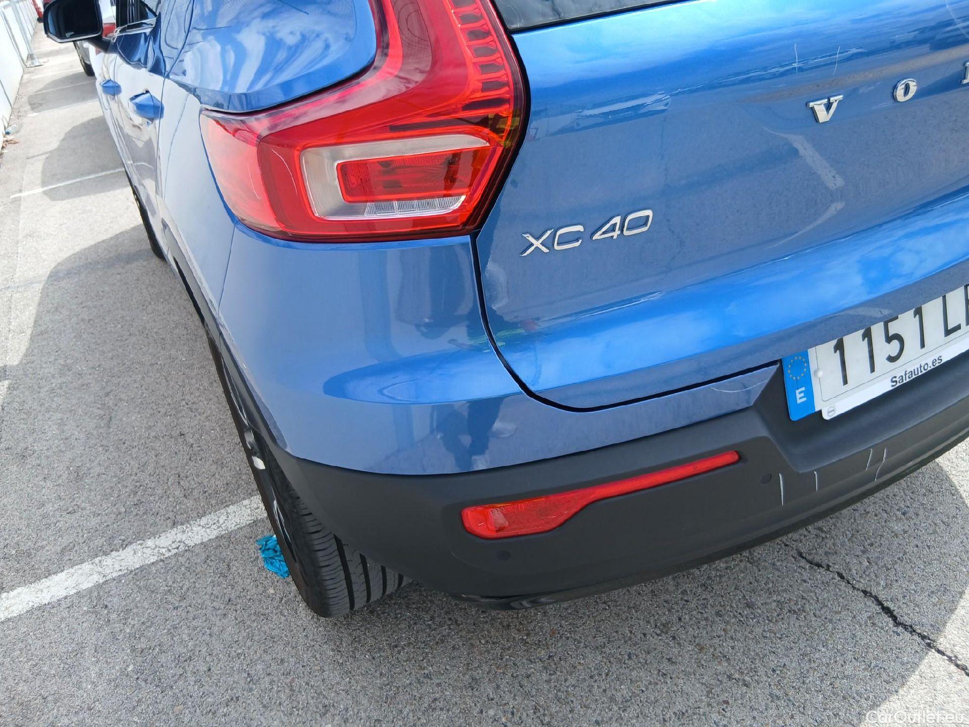  Volvo  XC 40 VOLVO XC40 1.5 T5 Twin Recharge R-Design Auto 180 CV #24