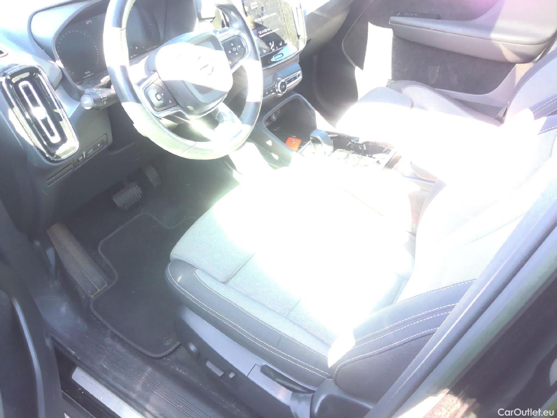  Volvo  XC 40 VOLVO XC40 todoterreno 1.5 T4 Recharge PHEV Plus Dark Auto 210 CV 10 kWh #1