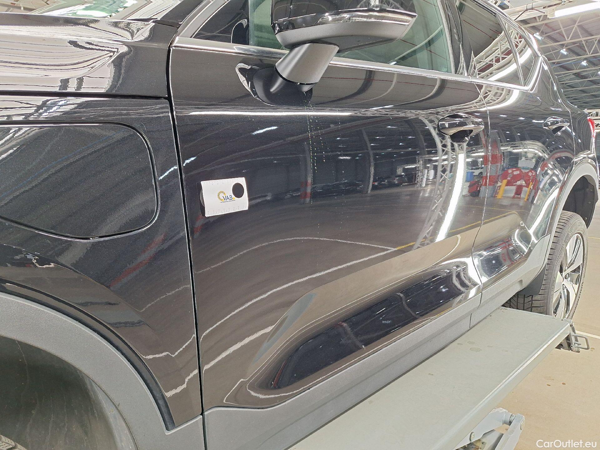  Volvo  XC 40 Volvo, XC40 '17 PHEV, Volvo XC40 T4 Recharge Geartronic Inscription Expr #17