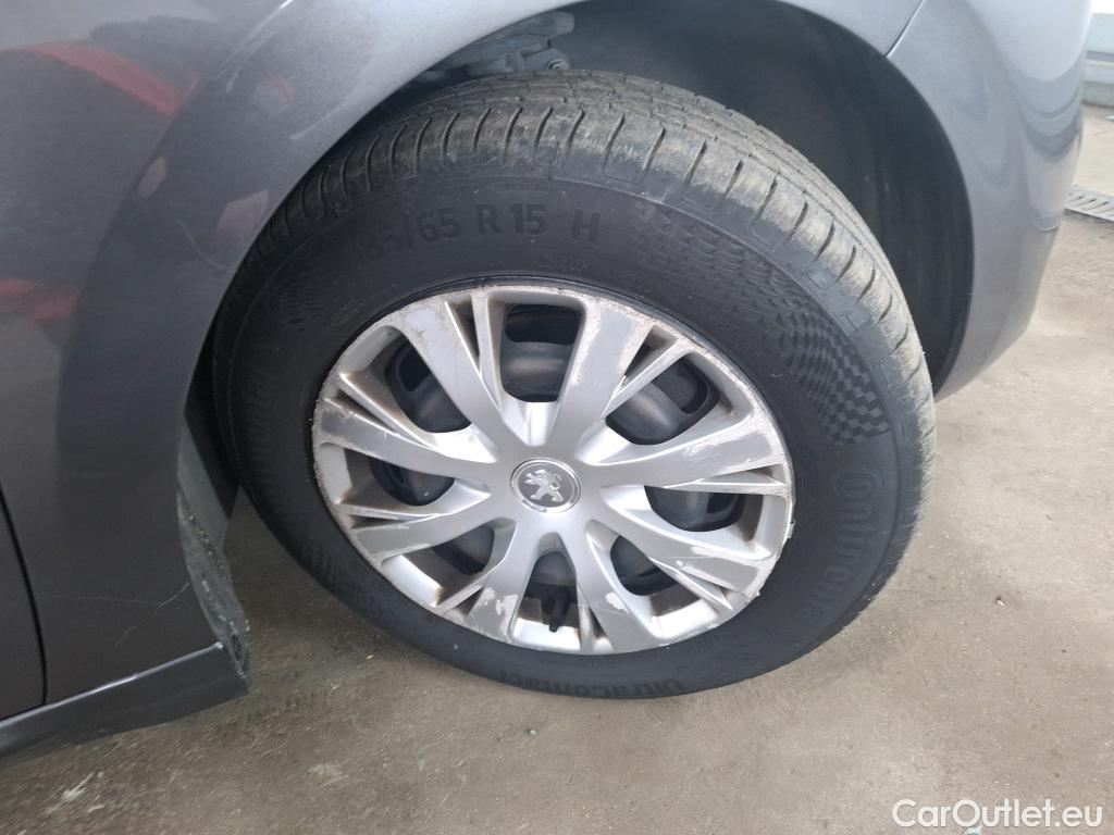  Peugeot  208  Affaire Premium Pack 1.5 HDi 100CV BVM5 E6dT #32