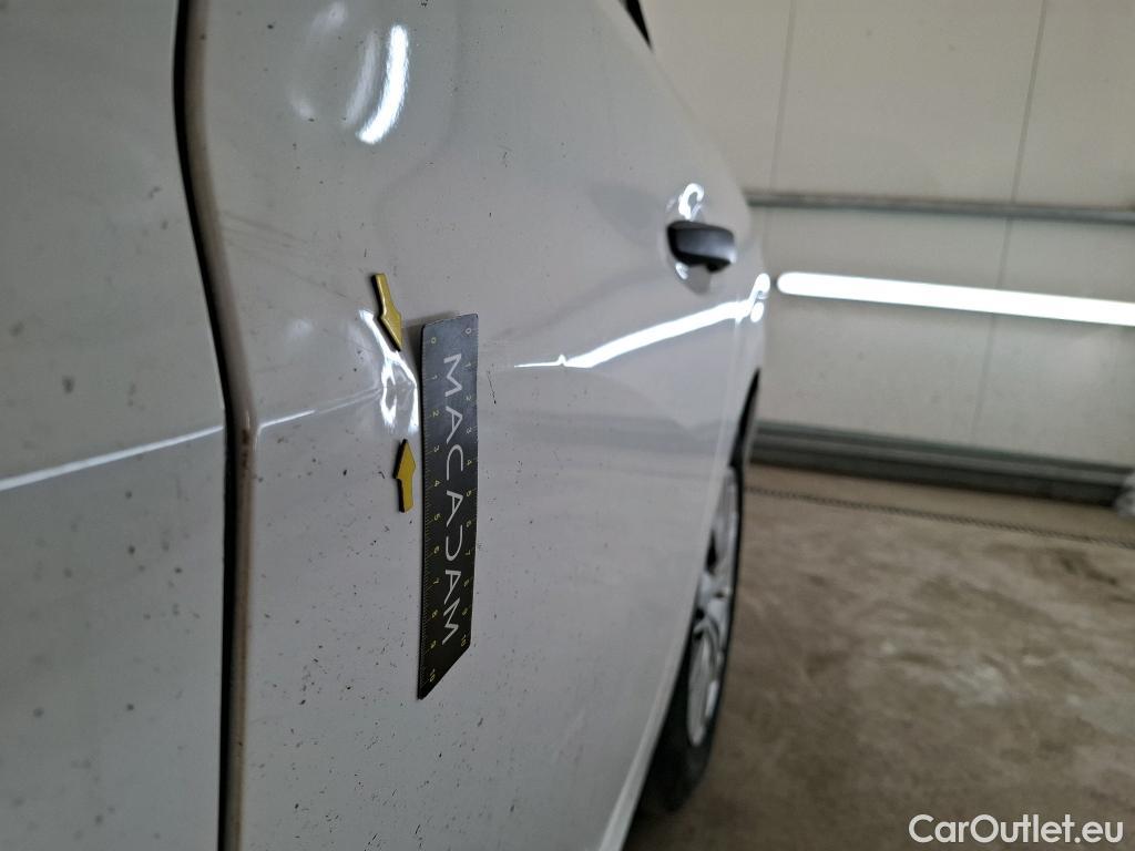  Peugeot  208  Premium 1.5 HDi 100CV BVM6 E6d #15