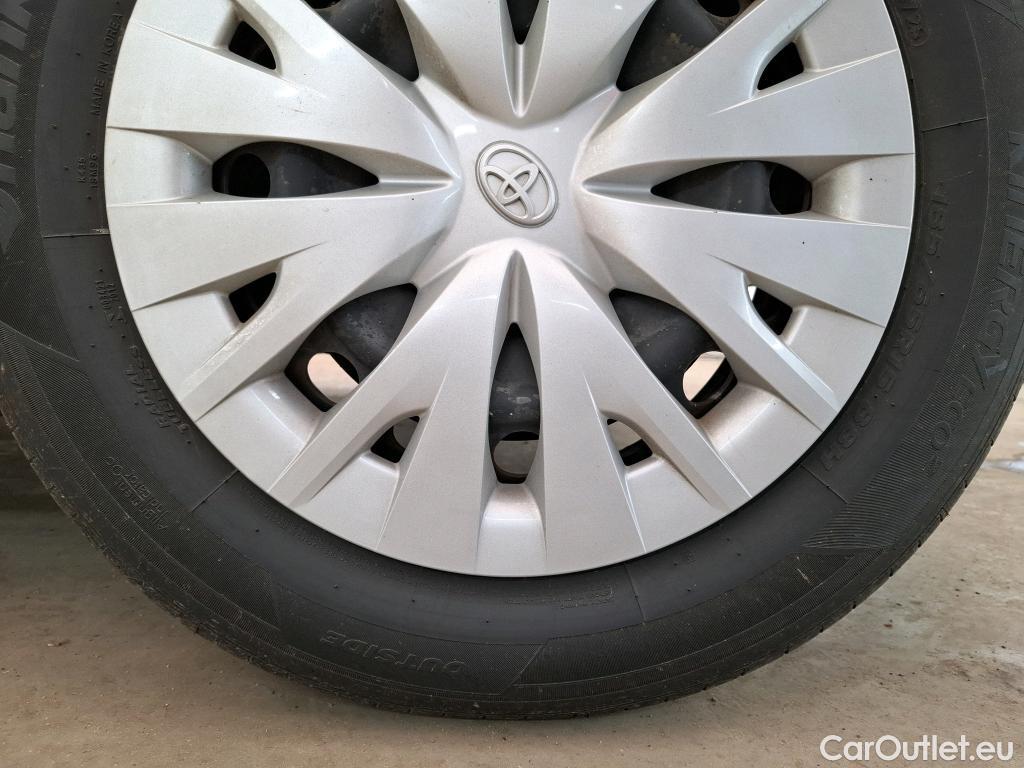  Toyota  Yaris  Hybride Affaires / 2019 / 5P / Berline 1.5 Hybride 116h Dynamic Business #4