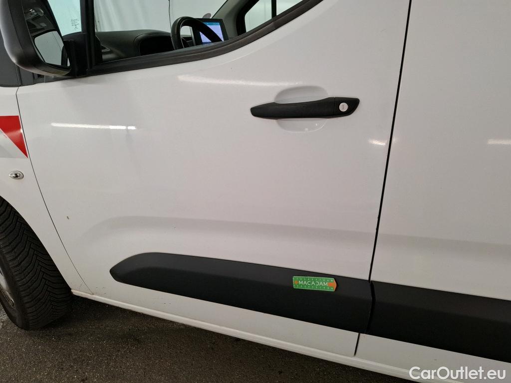 Citroen  Berlingo  Fourgon Worker M 1000 1.2 PureTech 130CV BVA8 E6d #35