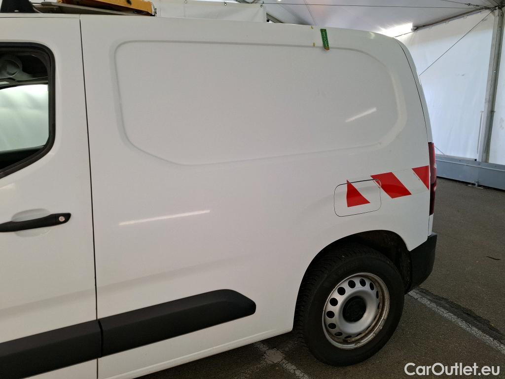  Citroen  Berlingo  Fourgon Worker M 1000 1.2 PureTech 130CV BVA8 E6d #17