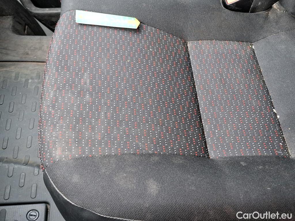  Citroen  Jumper CITROEN  / 2014 / 4P / Fourgon tôlé 33 L2H2 BlueHDi 120 S&S BVM6 Club #121