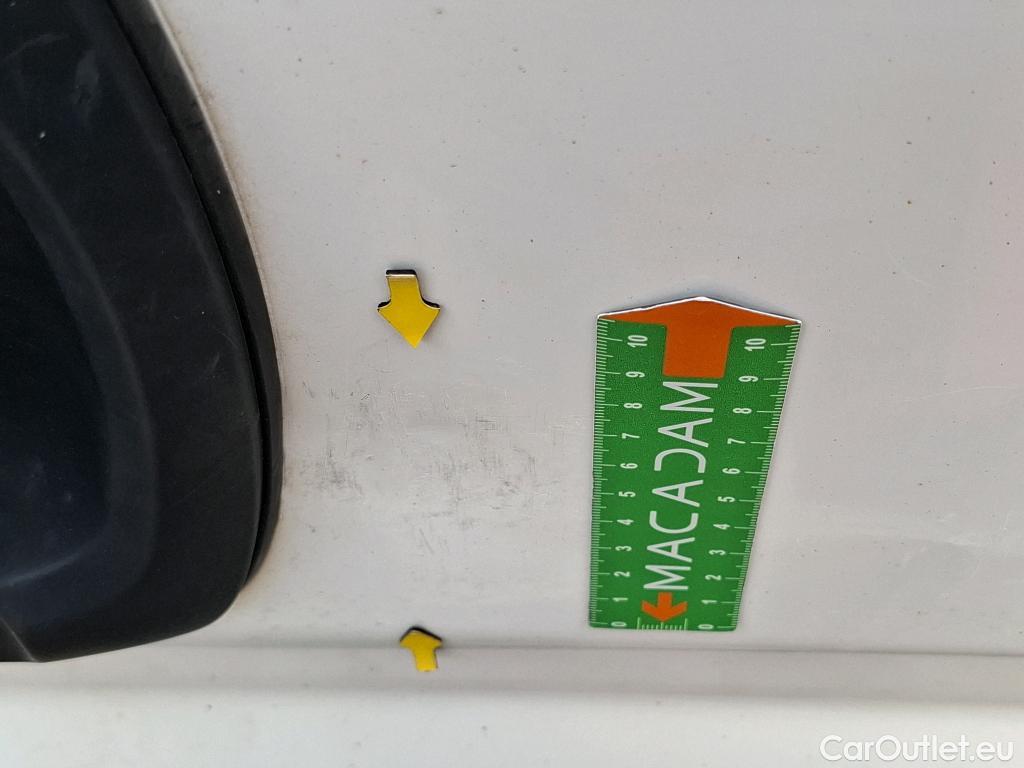  Citroen  Jumper CITROEN  / 2014 / 4P / Fourgon tôlé 33 L2H2 BlueHDi 120 S&S BVM6 Club #35
