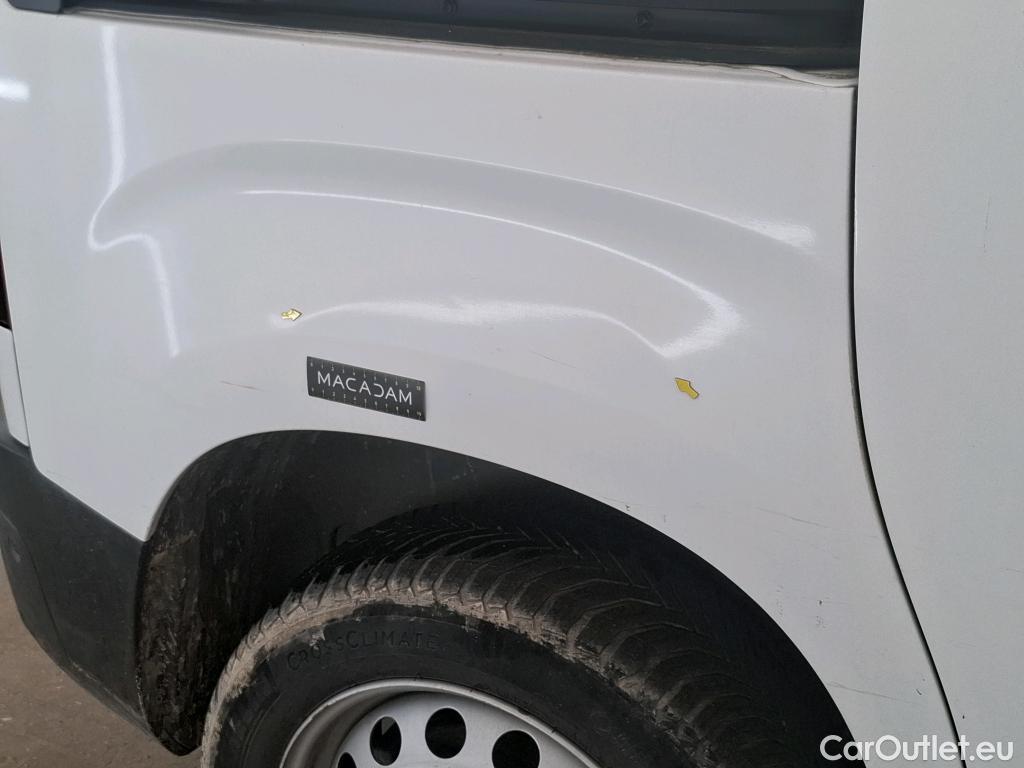  Citroen  Berlingo  Fourgon Driver M 1000 1.5 BlueHDi 100CV BVM5 E6dT #10
