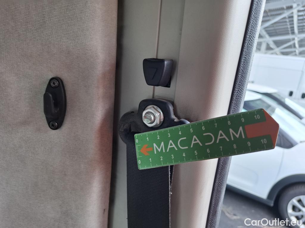  Citroen  Jumper CITROEN  / 2014 / 4P / Fourgon tôlé 33 L2H2 BlueHDi 120 S&S BVM6 Club #133